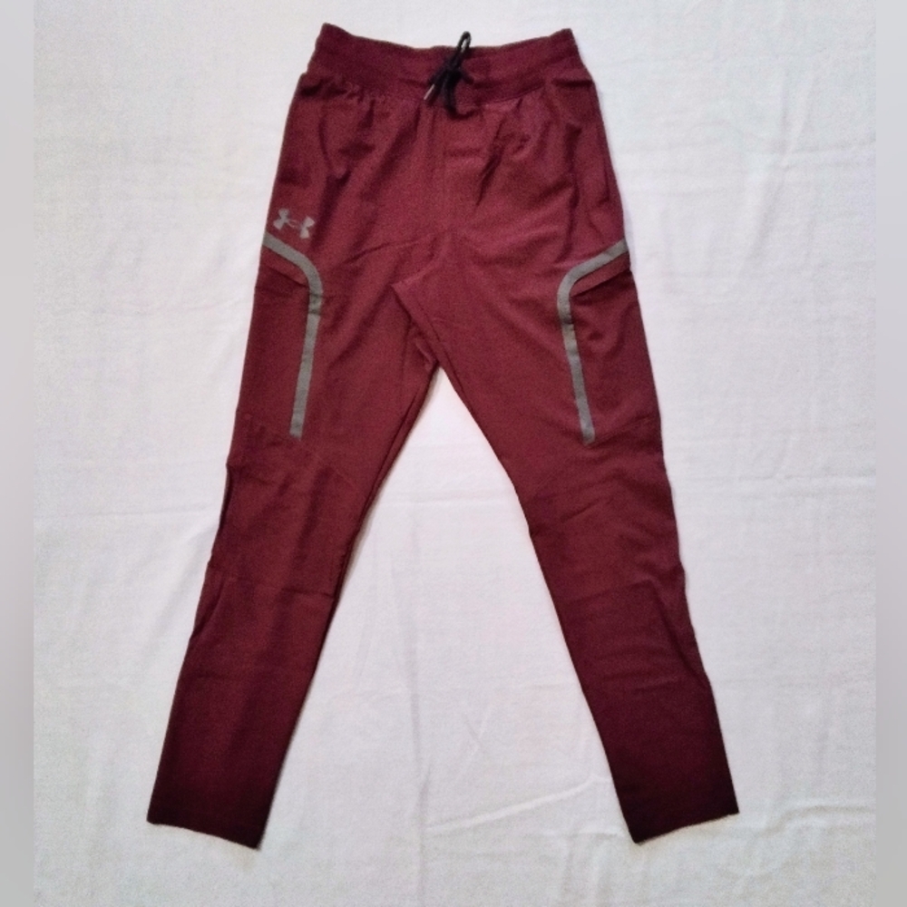Under Armour UA SPORTSYLTYLE ELITE CARGO TAPERED PANTS SIZE SMALL New